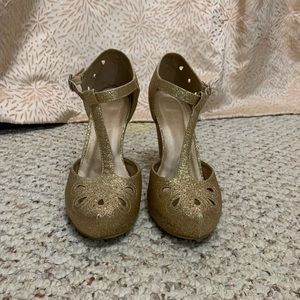 ModCloth Gold Sparkle Mary Janes